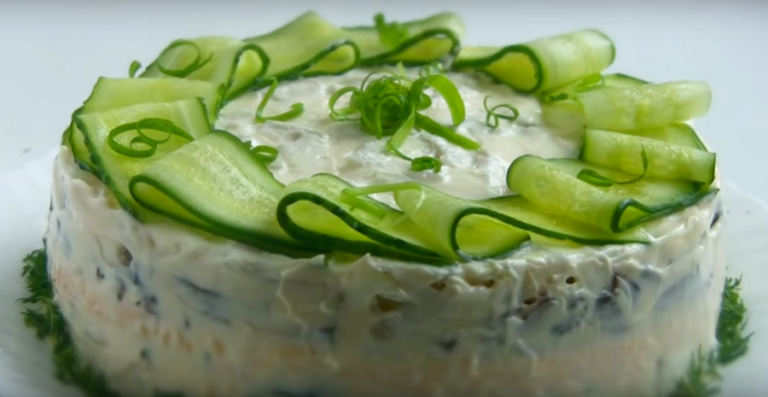 Салат на новый год 2018 «Мадемуазель» — вкусно и просто