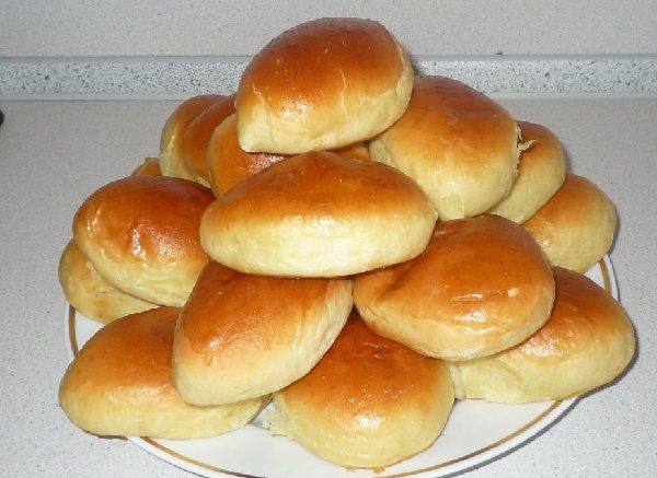 Пышные пирожки за пару минут. Попробуйте, понравится