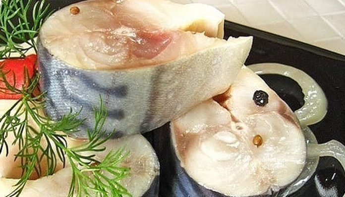 В ТАКОМ МАРИНАДЕ СКУМБРИЯ НЕ УСТУПАЕТ ПО ВКУСУ КРАСНОЙ РЫБЕ